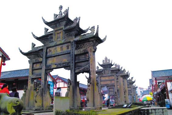 植入古代巴蜀文化 讲好牌坊背后的小故事